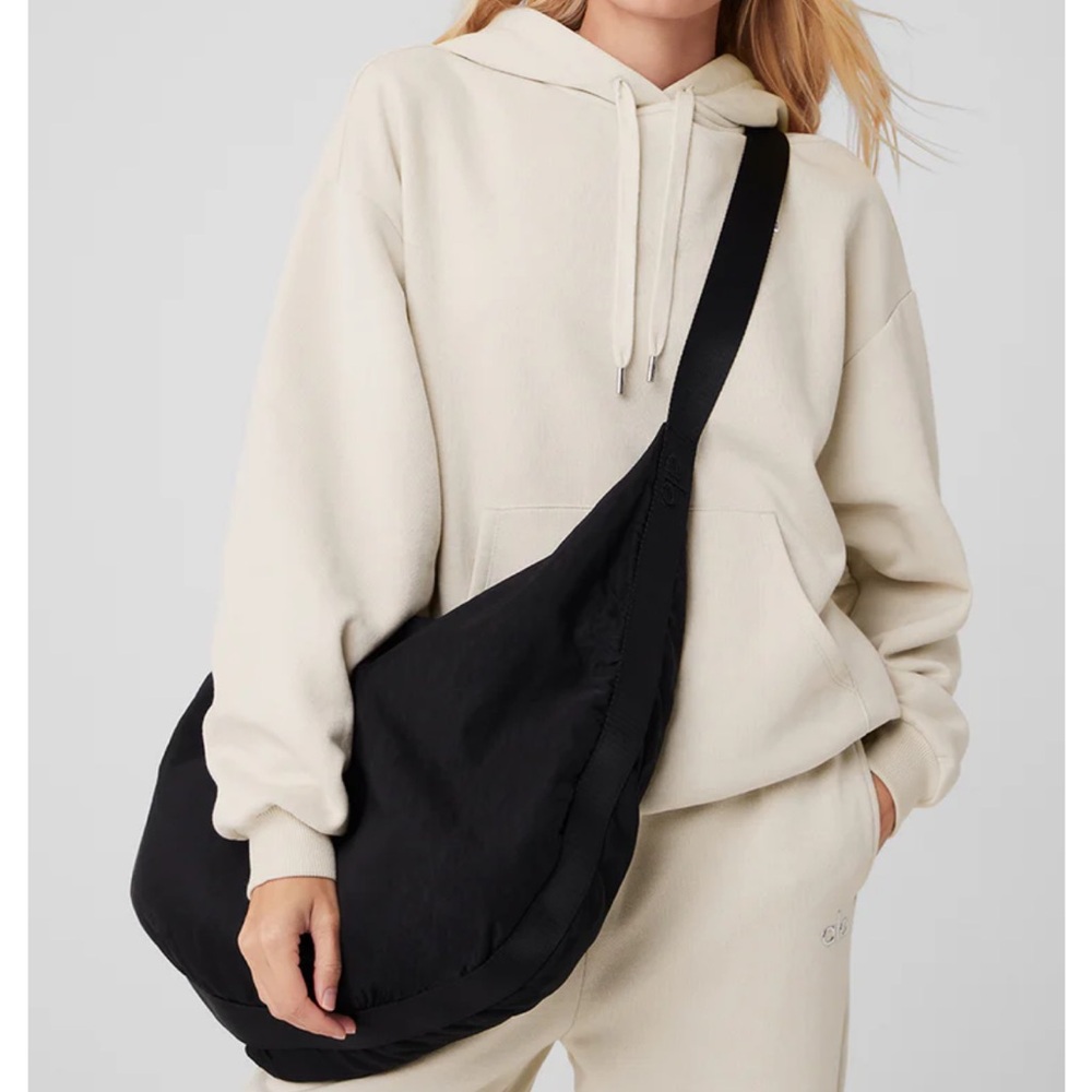 ALO On The Go Gym Sling Bag NWT